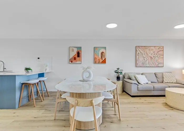 Riverdance Apt 6